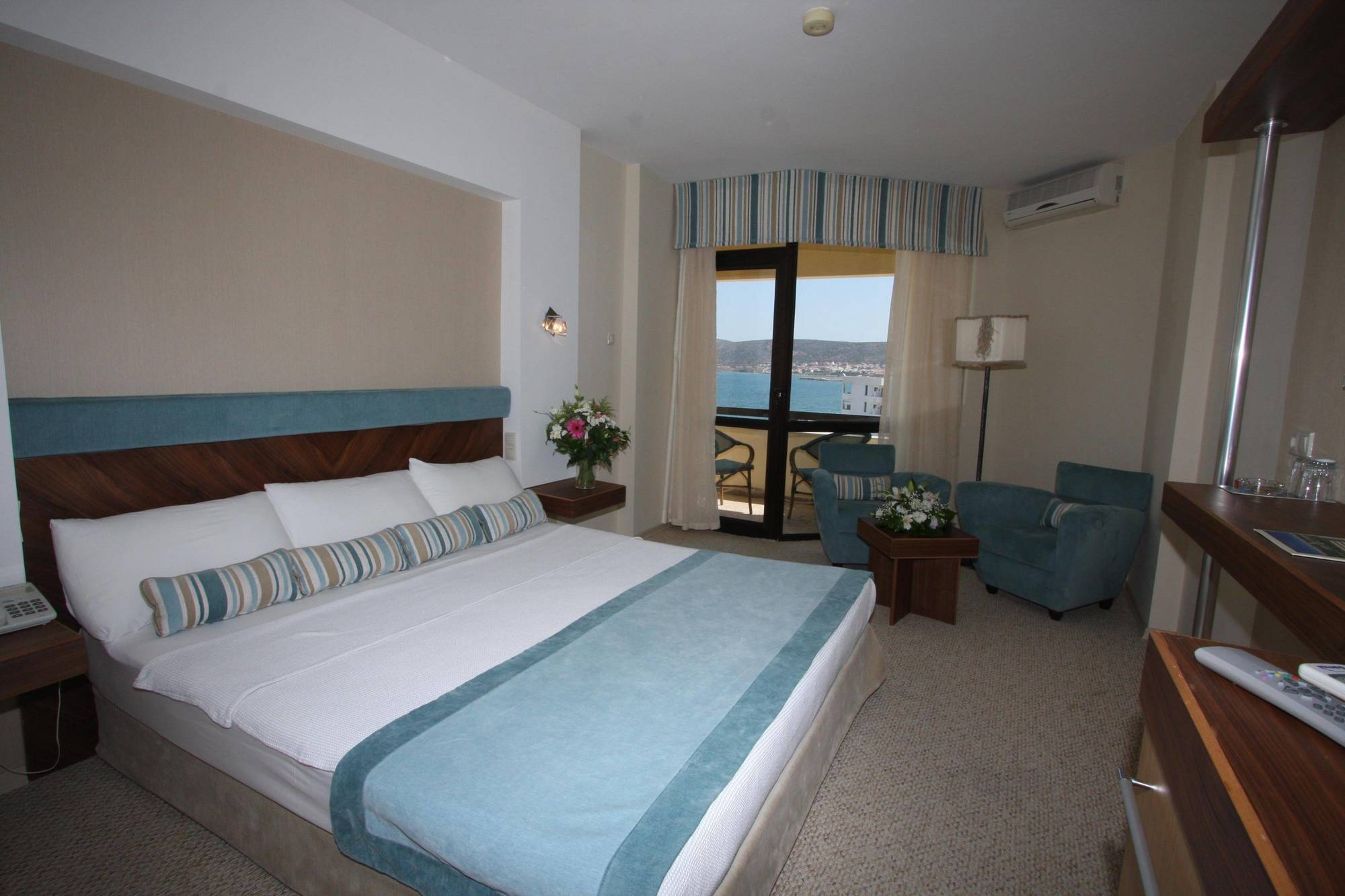 Babaylon Hotel Çeşme Habitación foto